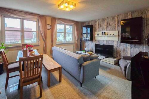 11 Wohn- und Esszimmer OG - 