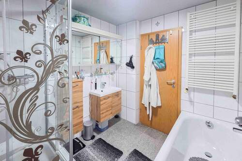 9. Badezimmer UG - 