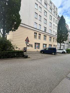 IMG_4590.jpeg - Toplage in Hamburg – aber mit attraktivem Kaufpreis und Premium-Standort Adenauerallee – aber eine seltene Gelegenheit