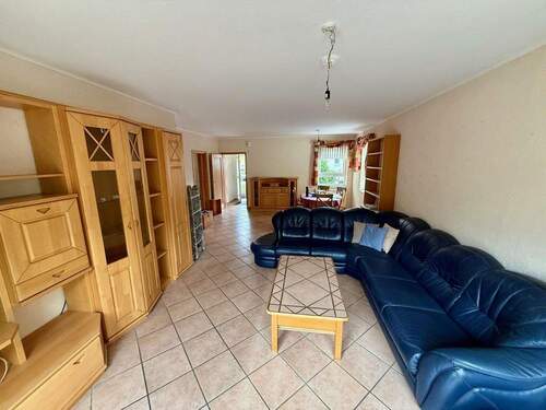 EG Wohnzimmer nach innen - 