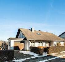 Ein Haus, viele Möglichkeiten: Wohnen, teilen, ausbauen - in Löffingen zu verkaufen