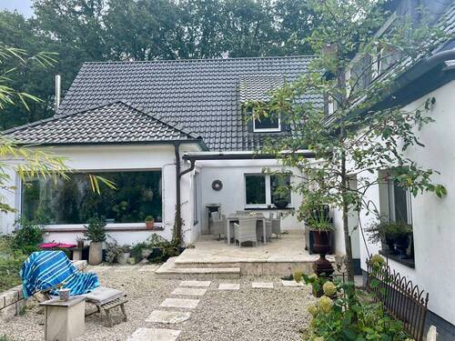 d1eba2af-1a6b-4725-aab9-c0cfb66415f8 - 