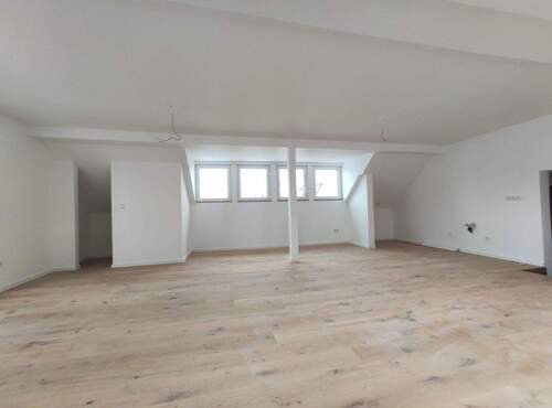 Wohnraum - 3 Zimmer Etagenwohnung zur Miete in Schnaittach