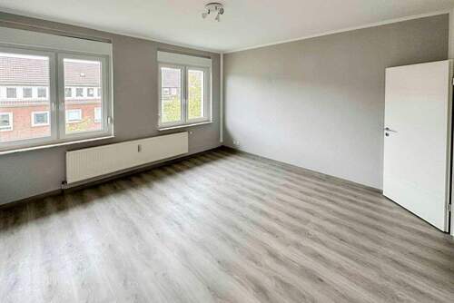 Zimmer 1 - 1 Zimmer Mehrfamilienhaus, Wohnhaus in Bremerhaven