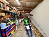 Garage - 