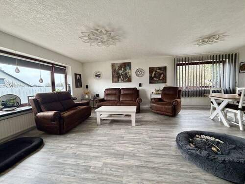 Wohn-/Esszimmer Erdgeschoss - Einfamilienhaus mit 162,00 m&sup2; in Nordhastedt zum Kaufen