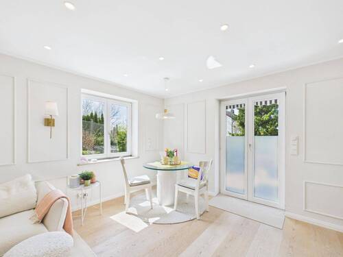 Essbereich mit Blick zur Terrasse EG - 