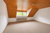 Wohnzimmer - 3 Zimmer Etagenwohnung zum Kaufen in Stuttgart