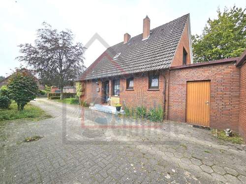 Auffahrt - 4 Zimmer Einfamilienhaus in Weener