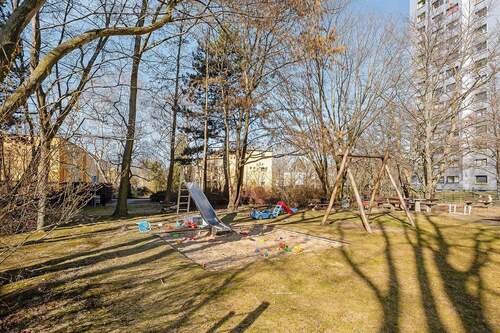 Spielplatz - 