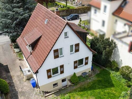 Außenansicht - Stilvolles Einfamilienhaus - 475.000,00 EUR Kaufpreis, ca.  131,00 m² Wohnfläche