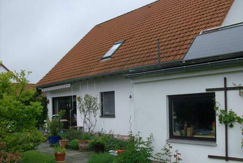 hintere Ansicht - Blick auf die Terrasse - Einfamilienhaus mit 180,00 m&sup2; in Gablenz zum Kaufen