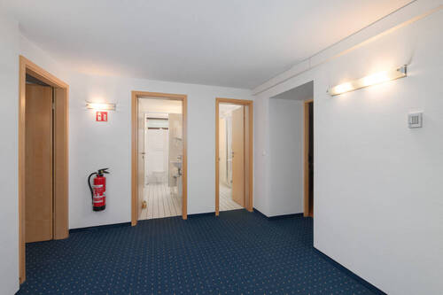 Toiletten UG - 
