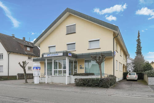 Straßenansicht - Vielseitige Gewerbeimmobilie mit großem Potenzial - Provisionsfrei für Käufer!