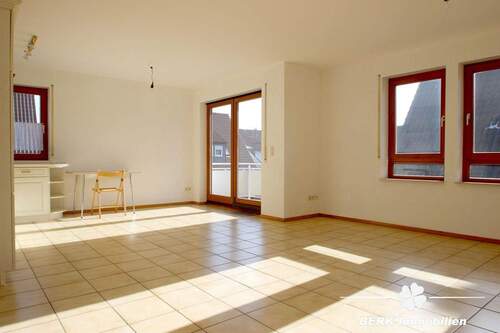 Wohnbereich - 2 Zimmer Etagenwohnung zum Kaufen in Stockstadt