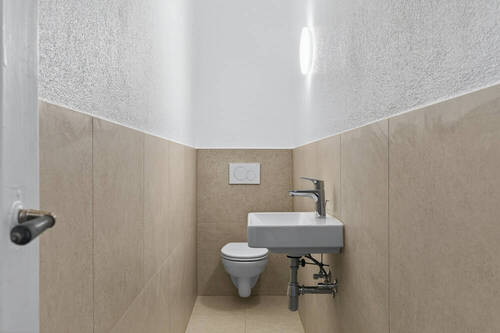Einblick Gäste WC - 