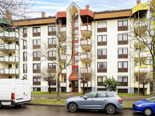 Straßenansicht - 3 Zimmer Etagenwohnung zum Kaufen in Karlsruhe / Waldstadt