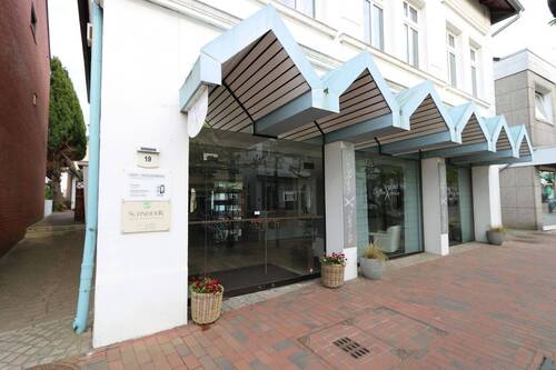 Hausansicht - Gewerbeobjekt (Büro, Produktion, Verkauf) in Bad Schwartau zum Kaufen