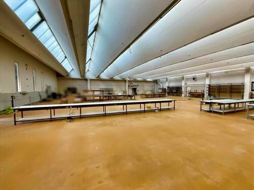 Produktionshalle - 