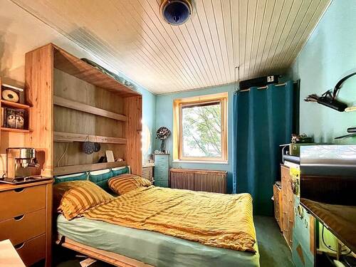 Schlafzimmer mit optimalen Schnitt - 2 Zimmer Etagenwohnung in Düsseldorf