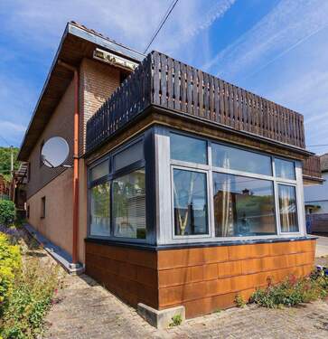 Ansicht Süd-Ost.jpg - Einfamilienhaus mit 143,00 m&sup2; in Pleisweiler-Oberhofen zum Kaufen