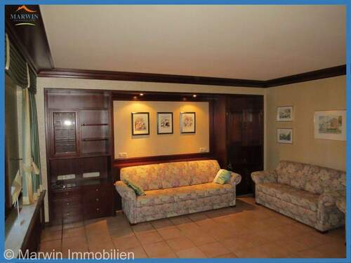 Wohnzimmer EG - 9 Zimmer Mehrfamilienhaus, Wohnhaus in Bitburg