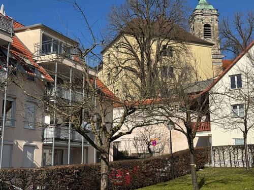 Hausansicht - 3 Zimmer Etagenwohnung zum Kaufen in Weingarten