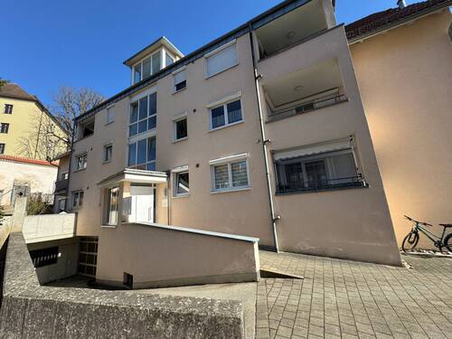 Hauseingang - 3 Zimmer Etagenwohnung in Weingarten