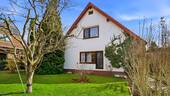 Einfamilienhaus - Großzügiges Einfamilienhaus mit weitläufigem Garten und viel Potenzial!