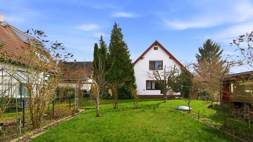 Gartenansicht - 4 Zimmer Einfamilienhaus zum Kaufen in Berlin
