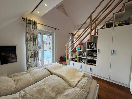 Zimmer 3 - 
