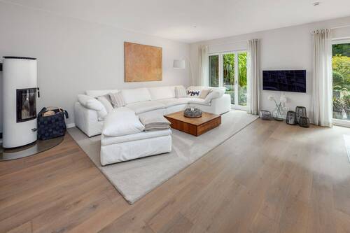 Wohnen - Etagenwohnung mit 175,00 m² in Hamburg / Volksdorf zum Kaufen