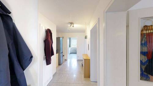 Flur - Etagenwohnung mit 69,00 m² in Würzburg zum Kaufen