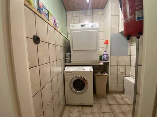 Waschmaschinen-/Haushaltsraum - 