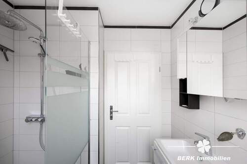 EG Badezimmer - Einfamilienhaus mit 109,80 m&sup2; in Johannesberg / Oberafferbach zum Kaufen