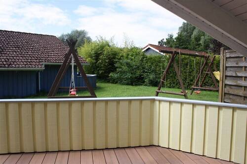 neuer Fußboden, Kinderspielgeräte - 