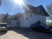 Ansicht Haus - 3 Zimmer Etagenwohnung zur Miete in Vilgertshofen-Issing