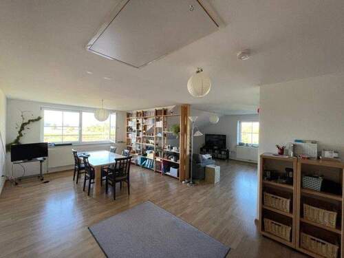 Wohnen/Essen - 3 Zimmer Etagenwohnung in Vilgertshofen-Issing