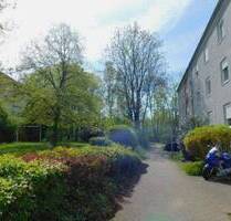 Trier Heiligkreuz - 3 Zimmer Whg. Kü.Bad Loggia- im Hochparterre in MFH
