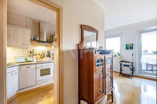 Wohnzimmer mit Küche - 