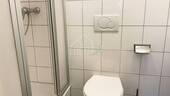 Badezimmer - Etagenwohnung mit 15,60 m² in Schwäbisch Hall zur Miete