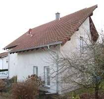 Anspruchsvolles Ein- bis Zweifamilienhaus mit Pool im Garten - Ihr Wunschtraum mit Perspektive - Geiselberg