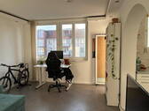Wohnzimmer - 2 Zimmer Etagenwohnung zum Kaufen in Berlin