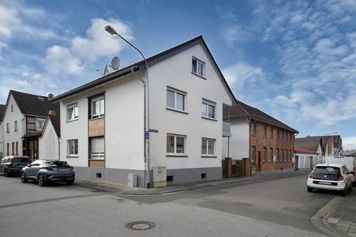 15109631_2-Wohnhaus - 6 Zimmer Mehrfamilienhaus, Wohnhaus in Schaafheim