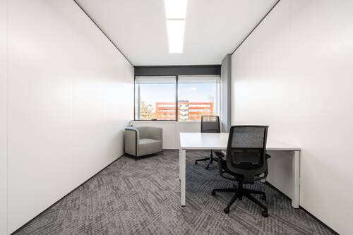 HQ Cassina De Pecchi 5835 Milan Italy Small Office - Büro in Darmstadt