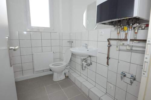 WC - 
