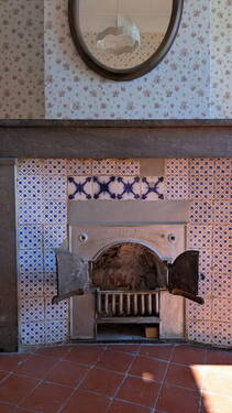 Kamin 2. Stock - 