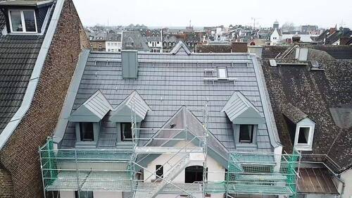 Bild Dach neu Innseite Hof - 4 Zimmer Etagenwohnung zum Kaufen in Frankfurt am Main