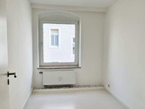 Kind, Ankleide, Arbeiten - 