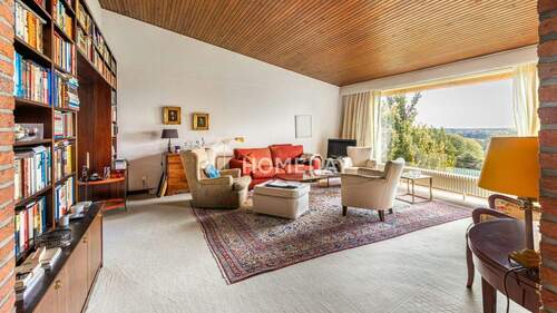 EG Wohnzimmer 1 - Exklusives Wohnen in Hanglage - Familienhaus mit Einliegerwohnung